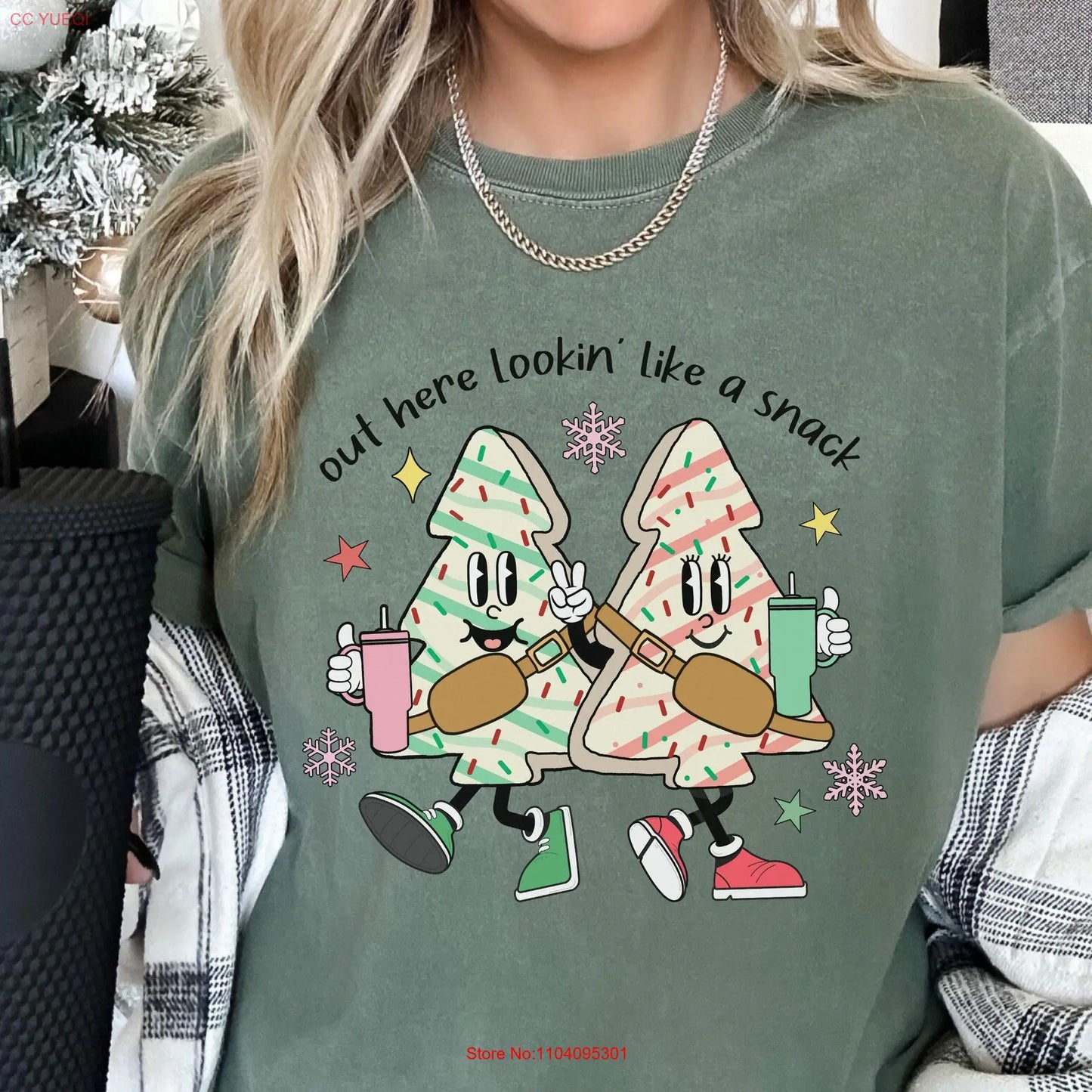 Festive Cake Tree Graphic Tee for Christmas Celebrations